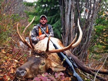 Tate Cavill with his 2015 Montana Bull shot with his Lilja Barreled 7 Mag,